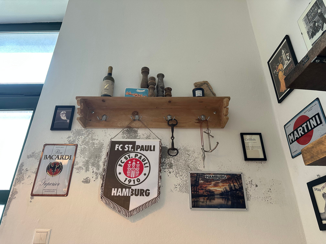 Blue Roots - Caffè Bar & Concept Store