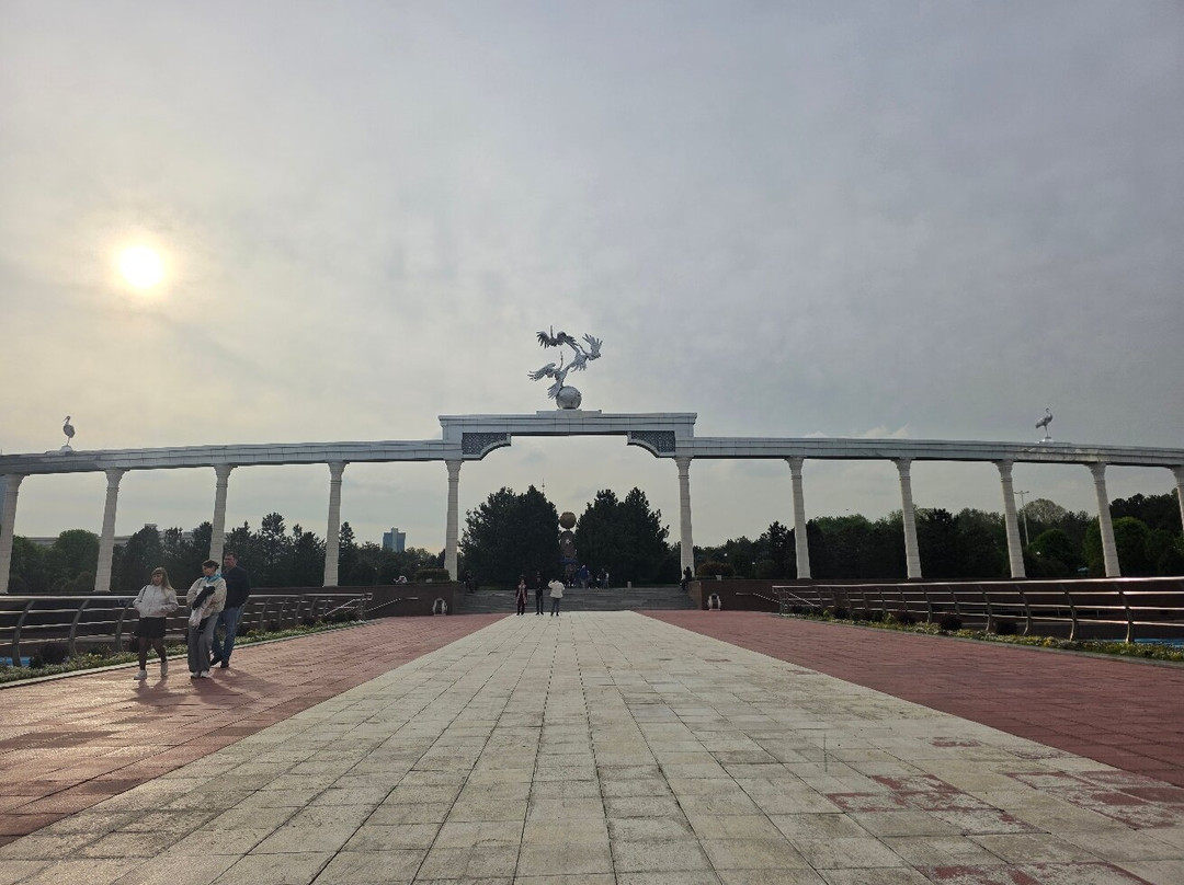 独立广场-塔什干必去景点