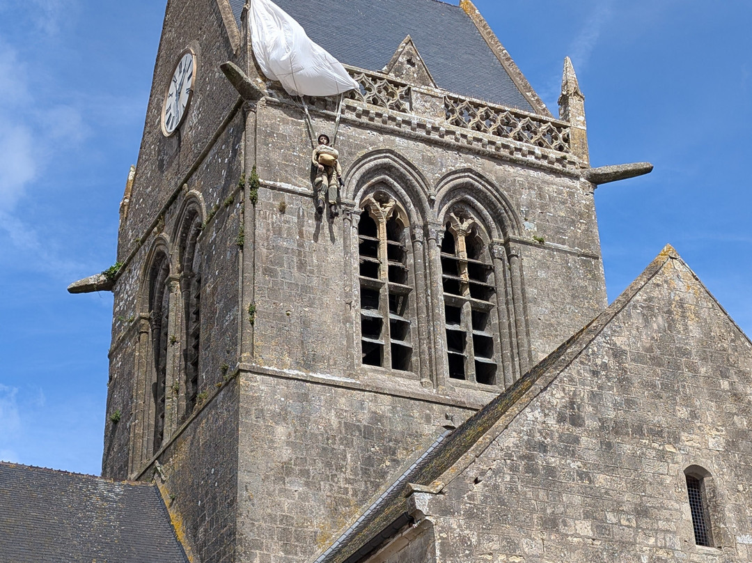 Normandy Discovery Tours-Sainte-Mere-Eglise必去景点