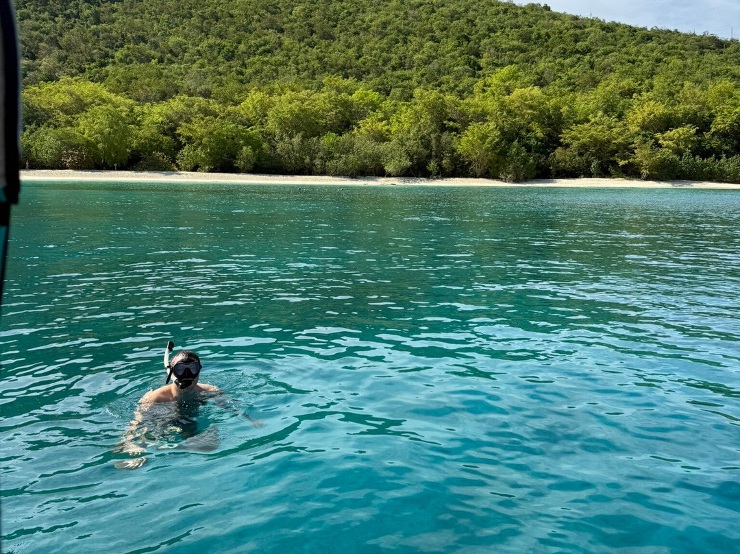 St John Dinghy Rentals-克鲁兹湾必去景点