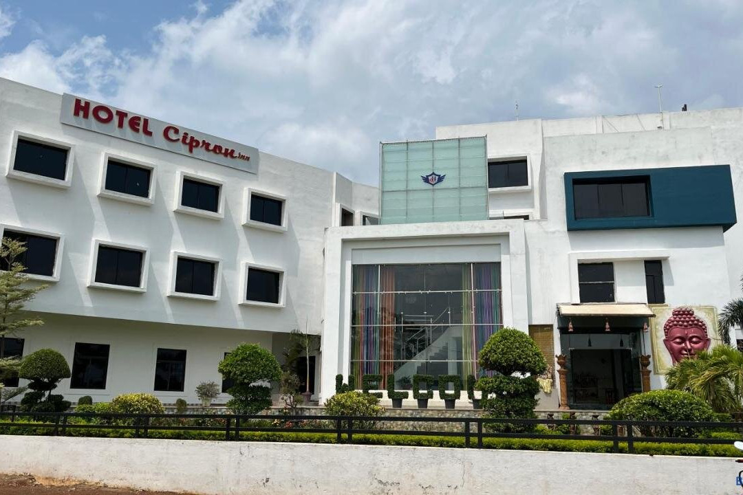Hotel Cipron Inn