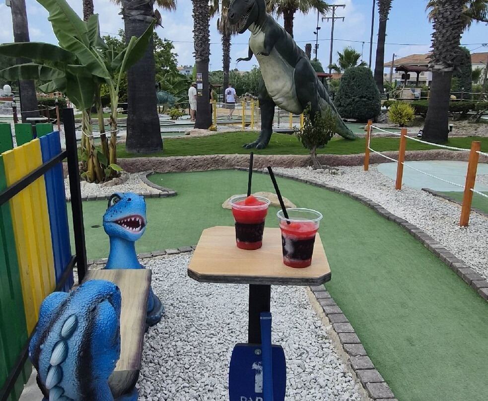 Fantasy Mini Golf-提斯里菲必去景点