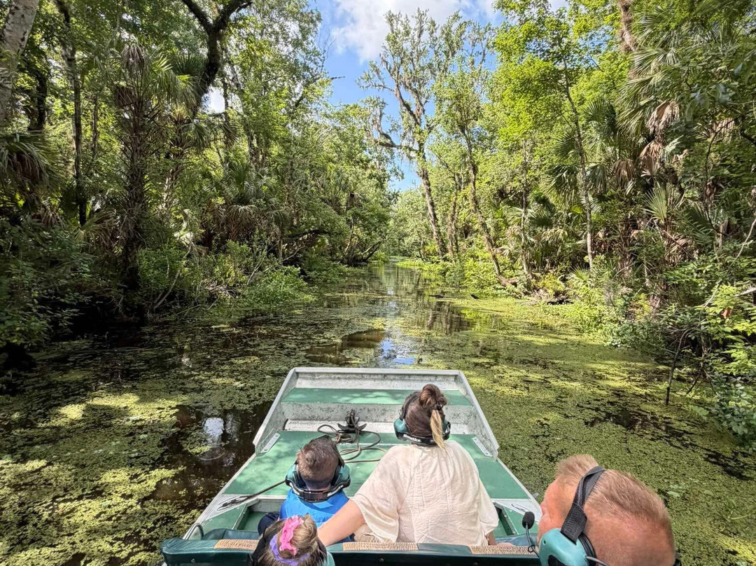 Airboat and Gator Charters-De Leon Springs必去景点