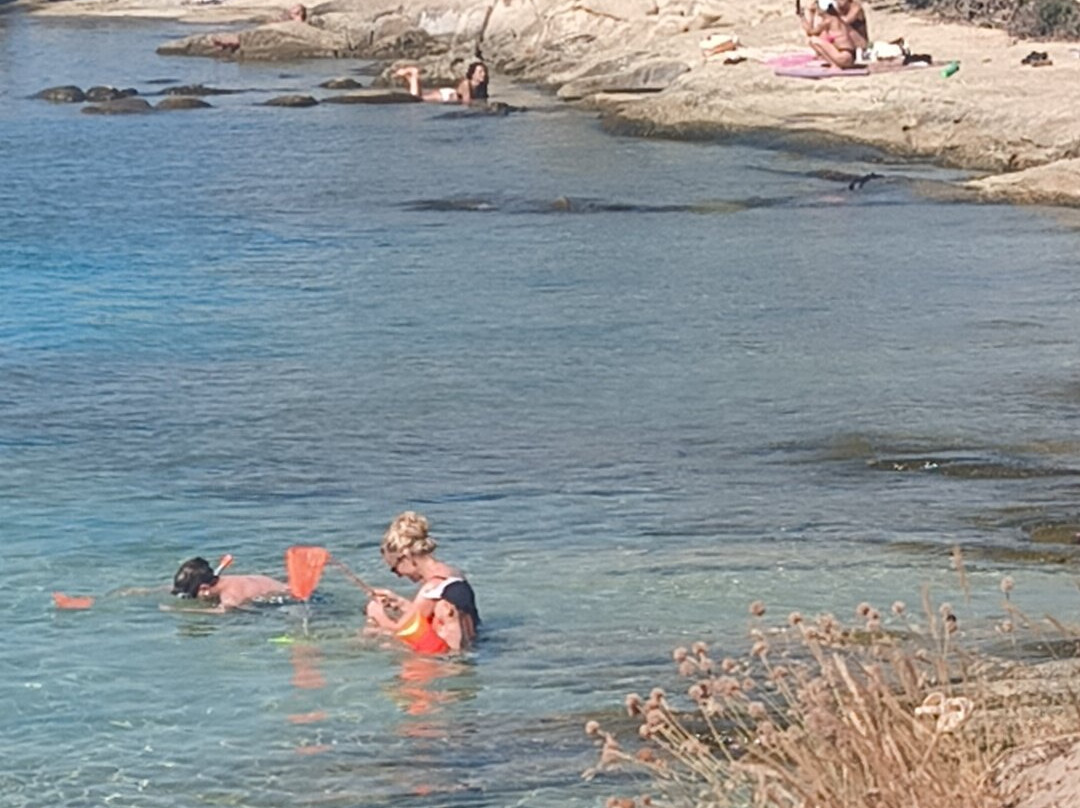 Karidi Beach Apartments主图