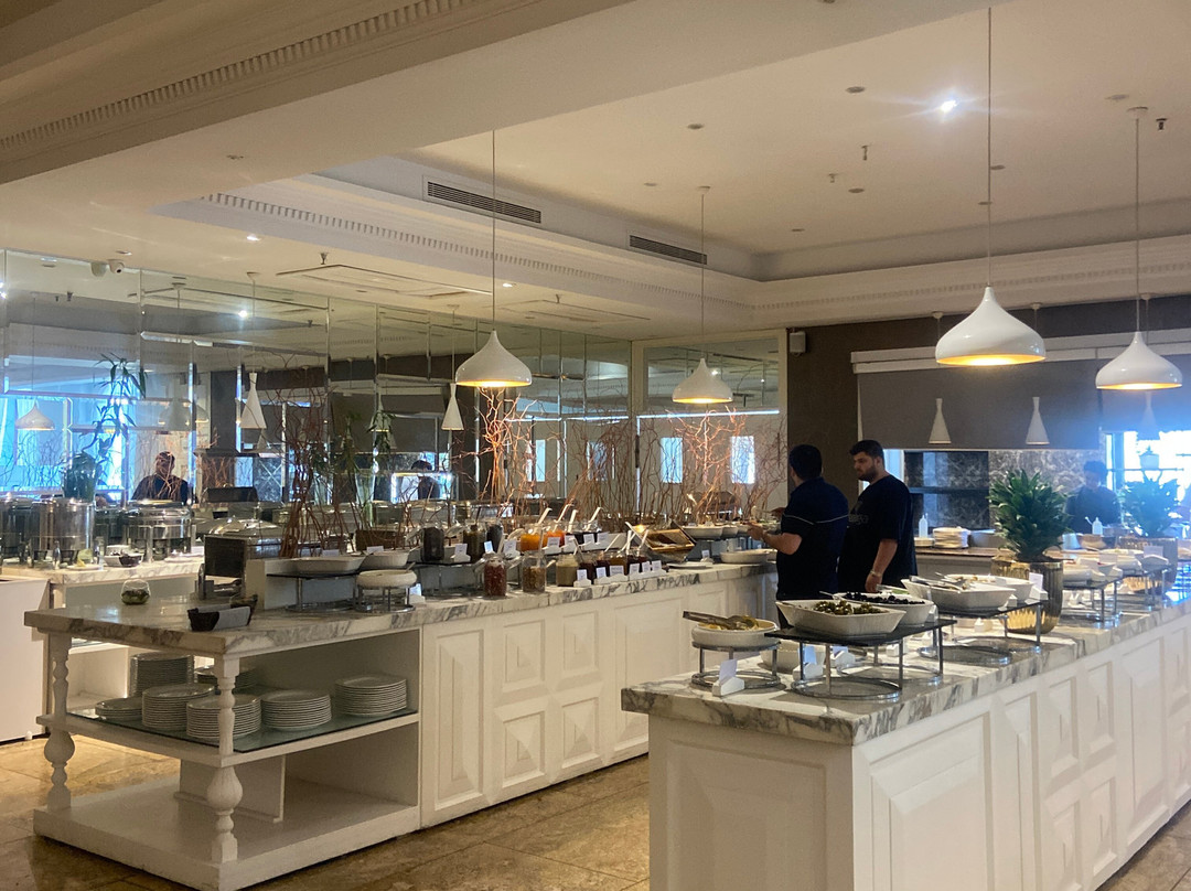 德黑兰埃斯皮纳斯宫酒店主图