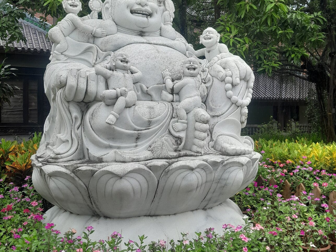 Bai Dinh Pagoda-Gia Sinh必去景点