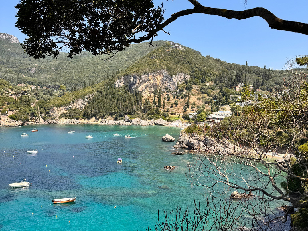 Rovinia Beach-Paleokastritsa必去景点