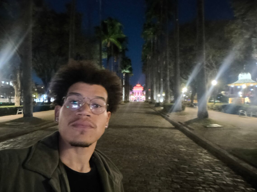 Praça da Liberdade-贝洛哈里桑塔必去景点