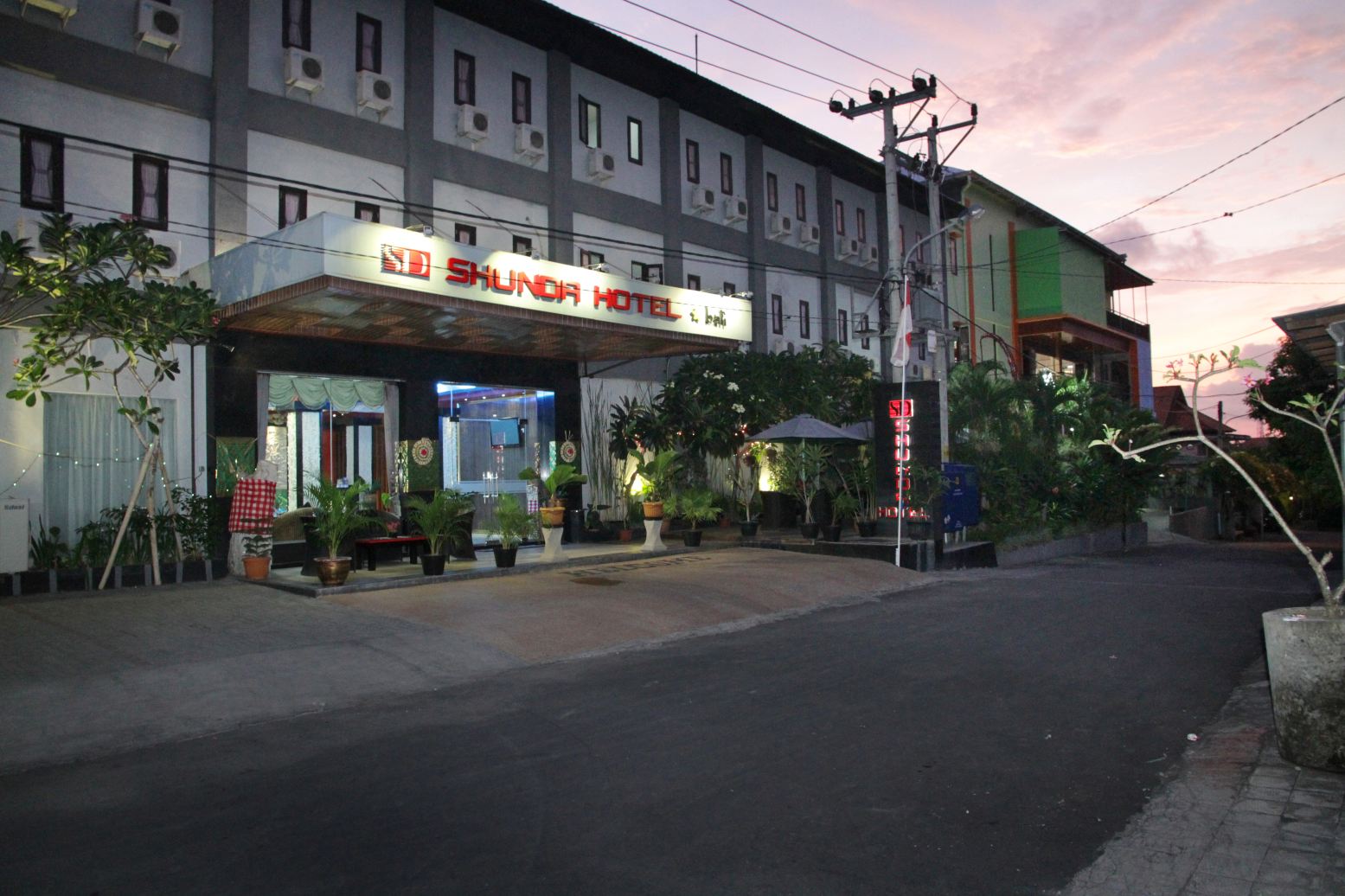 巴厘岛香达酒店-官方