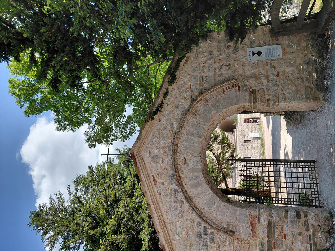 Monastero di Fonte Avellana-Serra Sant'Abbondio必去景点