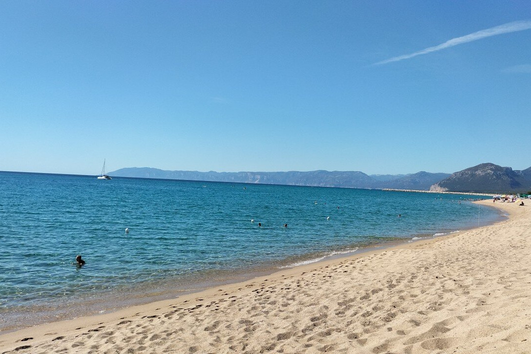 Marina di Orosei-奥罗塞必去景点