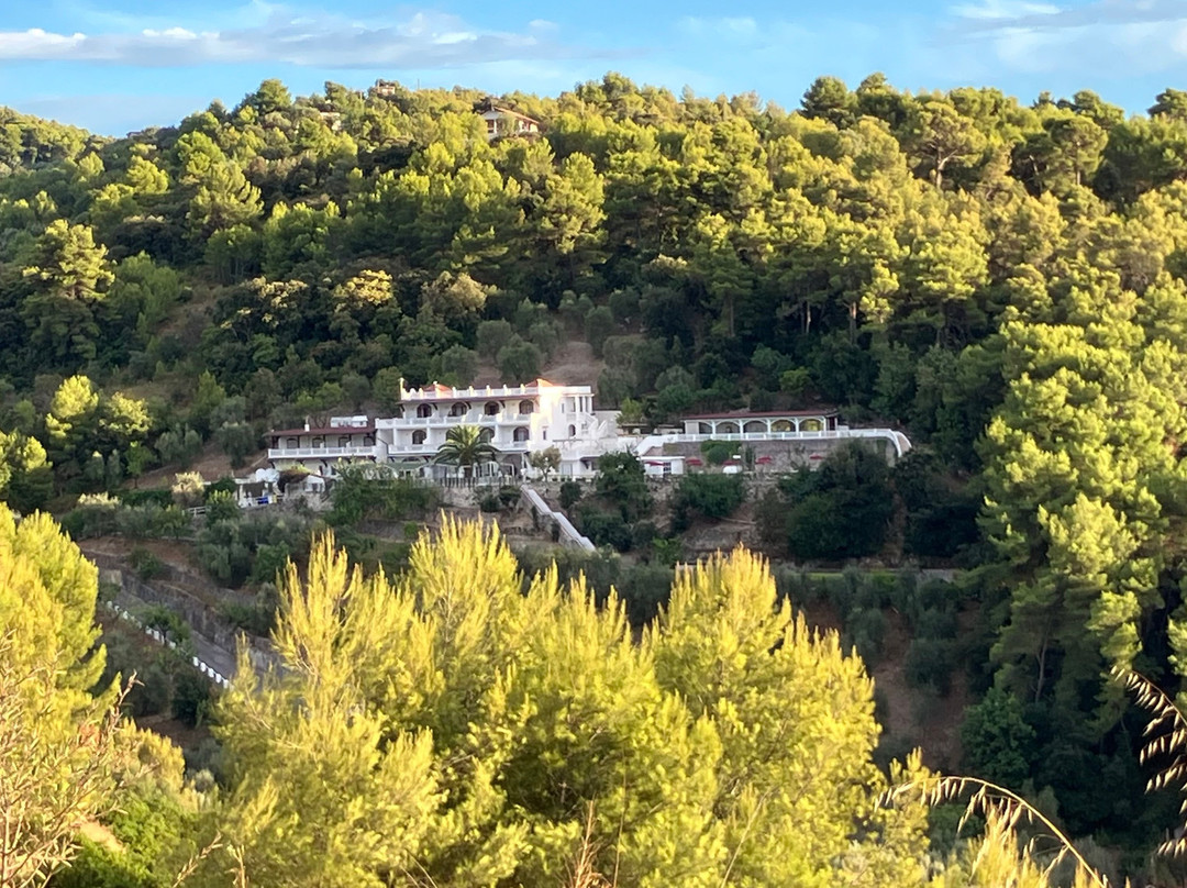 卡斯特拉纳旅馆主图
