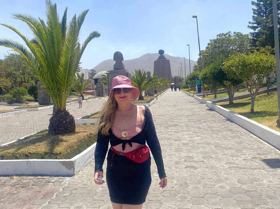 Mitad Del Mundo-皮钦查省 圣安东尼奥镇必去景点