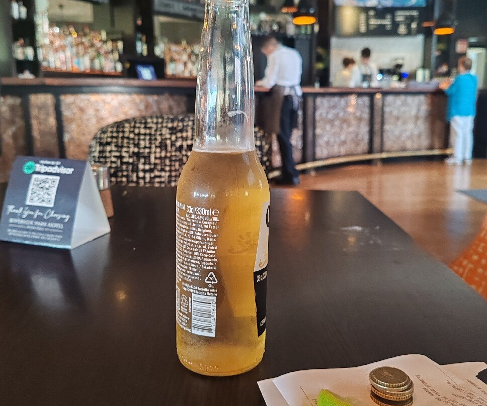 河滨公园酒店主图