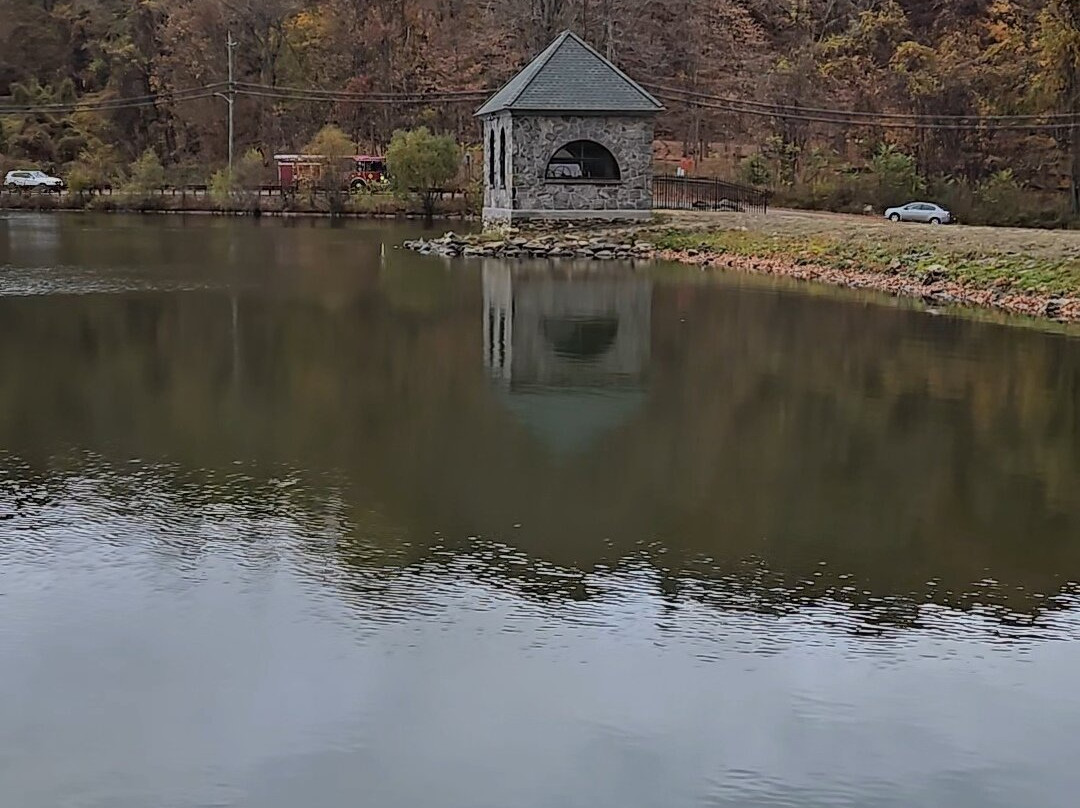 Tarrytown Lakes Park-塔里敦必去景点