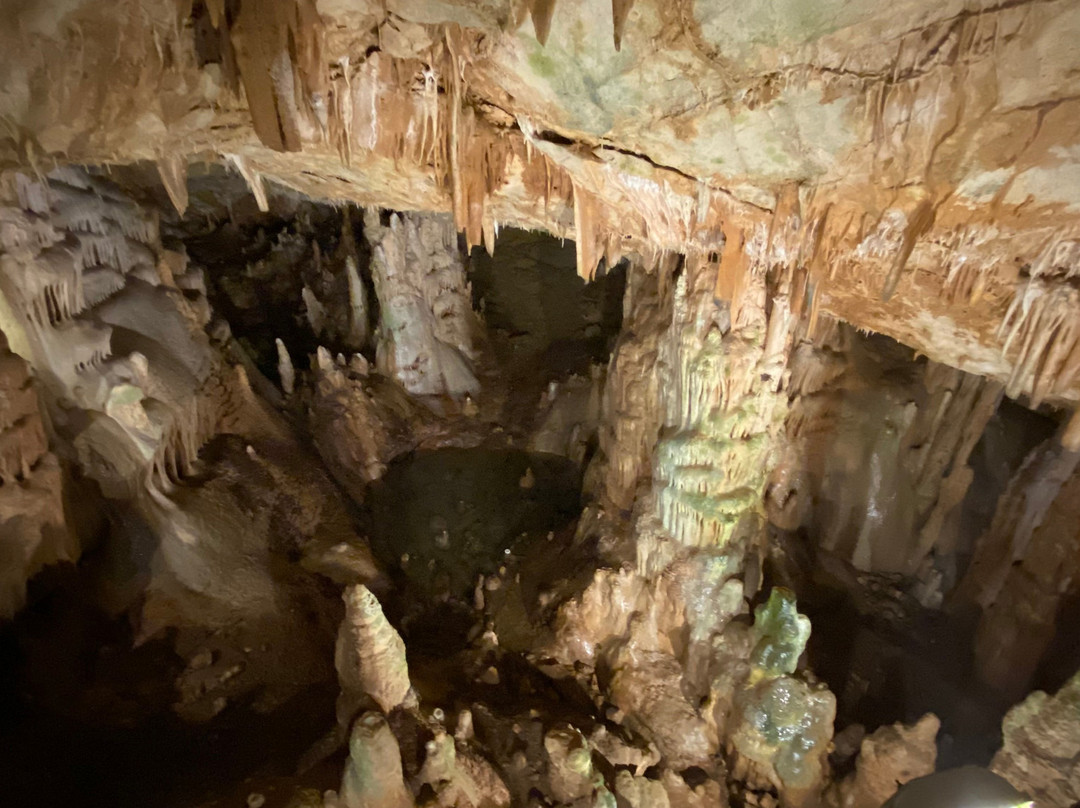 Sfentoni Cave-Zoniana必去景点