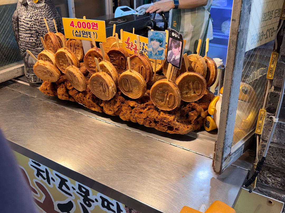 Gwangbokdong Food Street-釜山必去景点