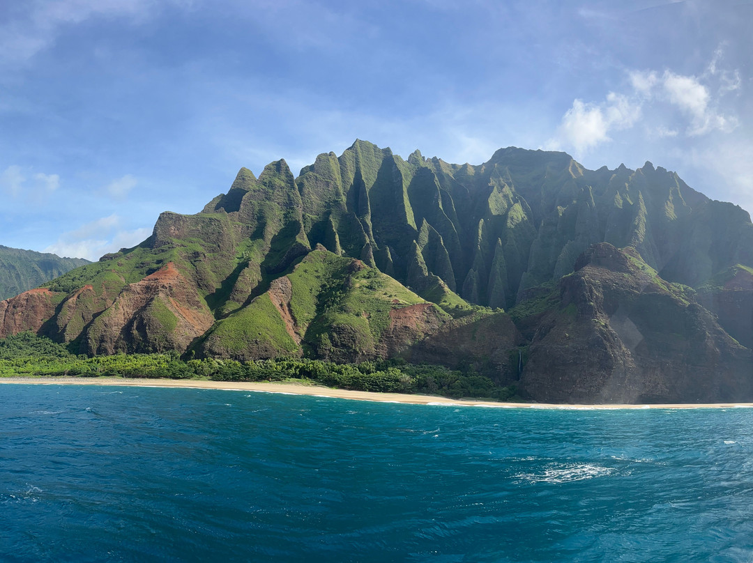Makana Charters and Tours-卡慕也拉必去景点