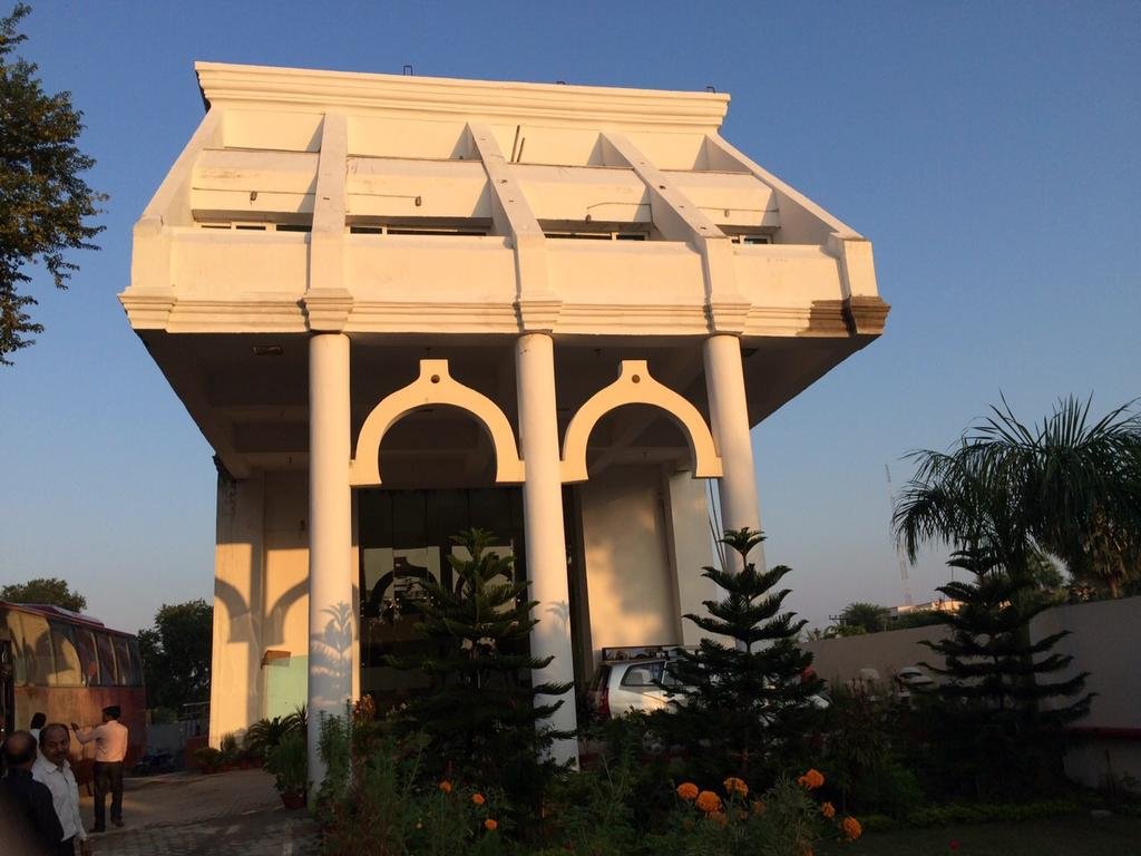The Imperial Bodhgaya-官方