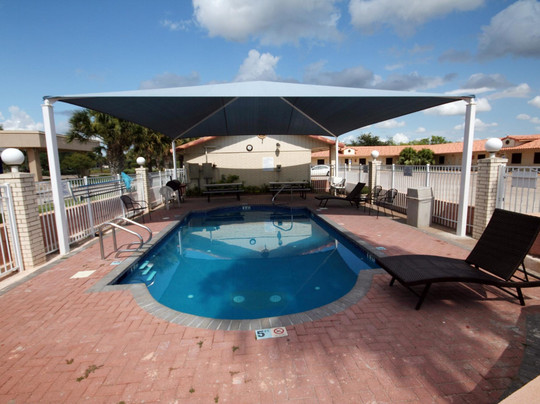 Edinburg酒店住宿-Edinburg Executive Inn