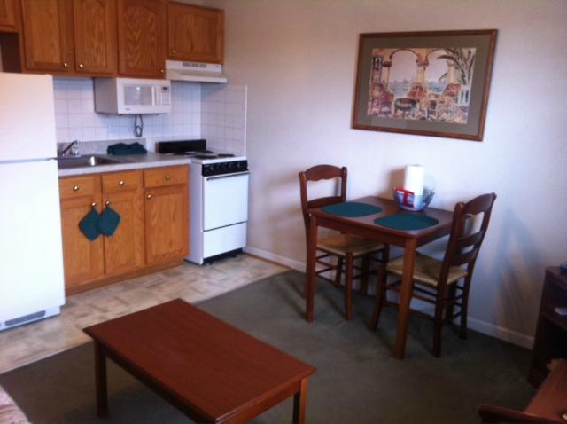 Eastside Suites-客卧