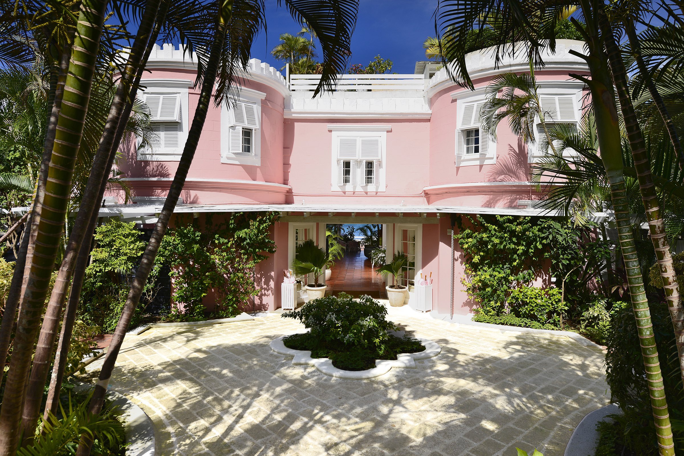 Cobblers Cove-官方