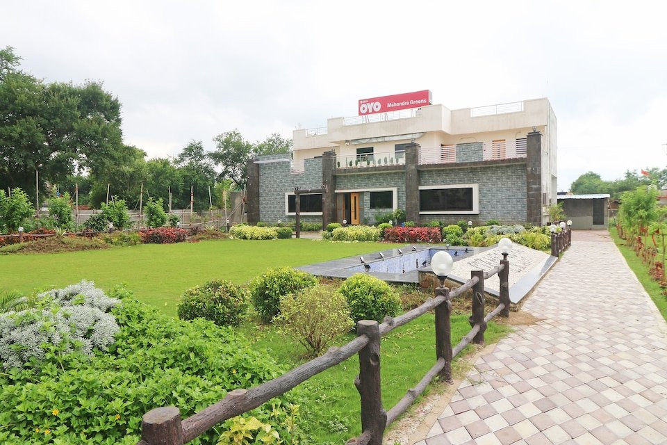 OYO 39764 Mahendra Greens