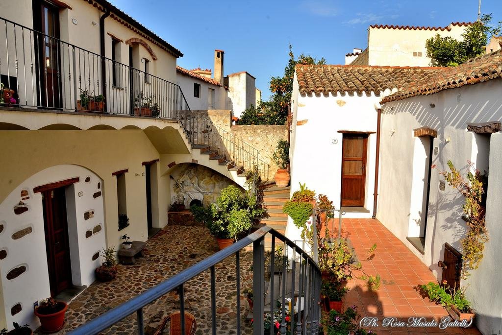 Antico Borgo-官方