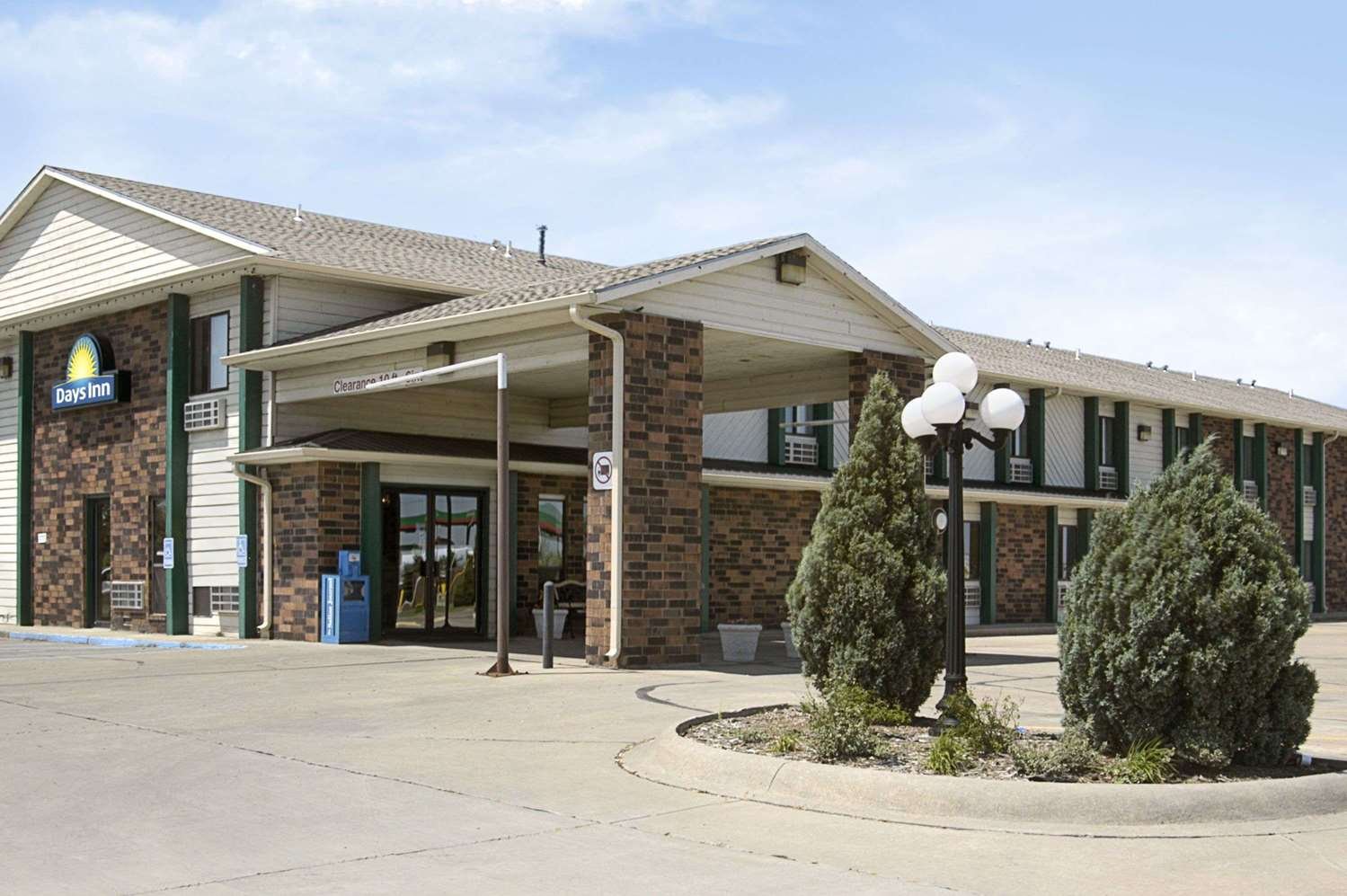 Days Inn by Wyndham Salina I-70-官方
