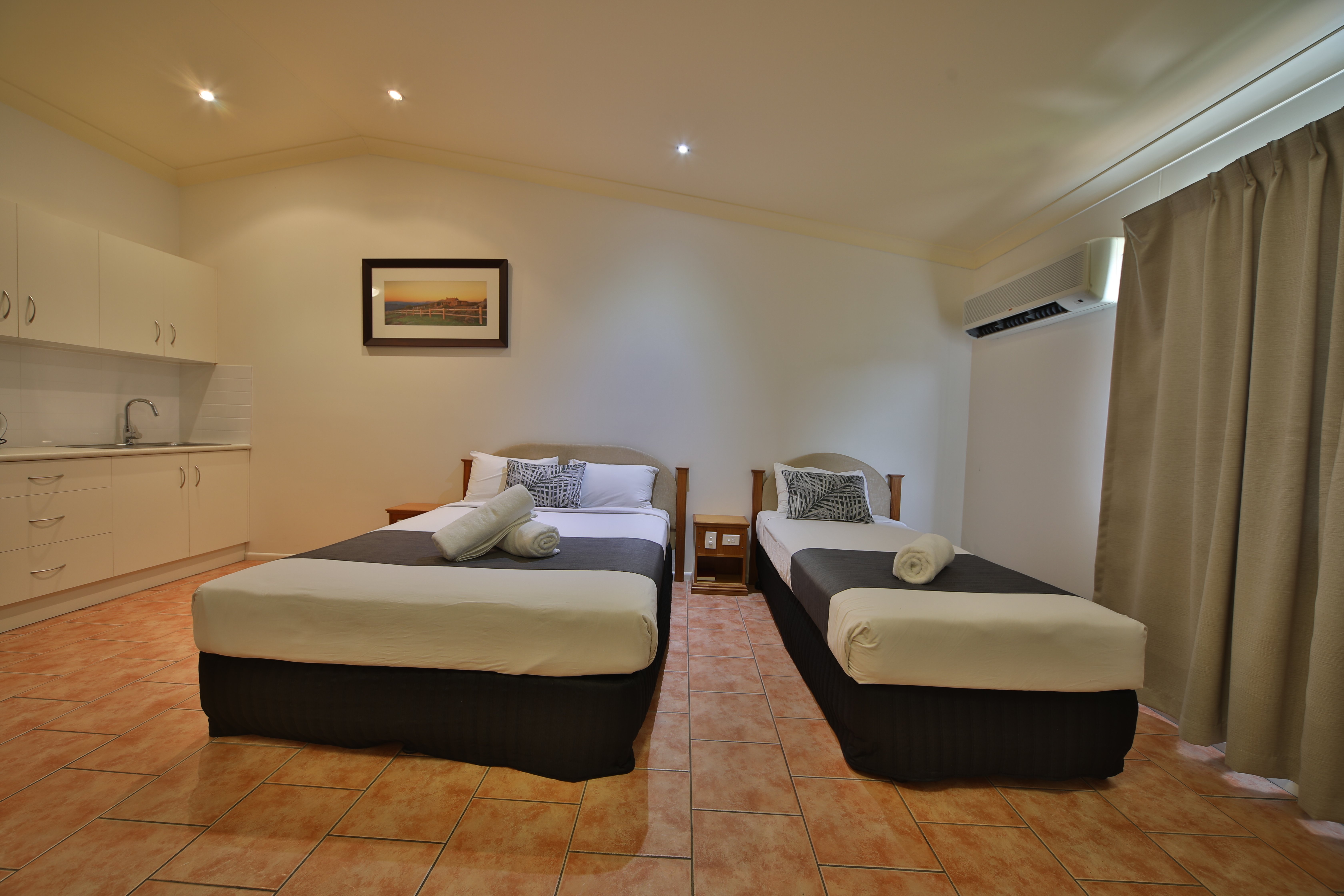 Emerald Explorers Inn-官方
