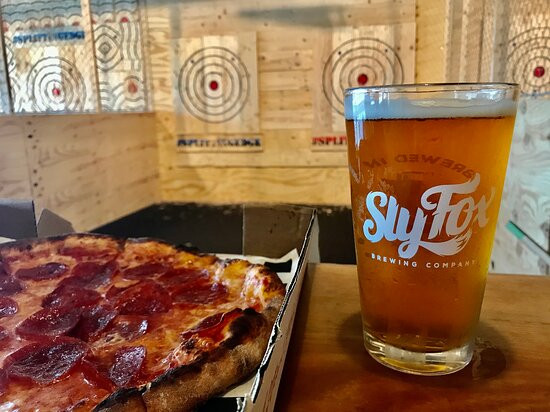 Splitting Edge Axe Throwing-Malvern必去景点