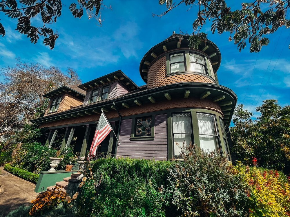 The Pinschower Inn