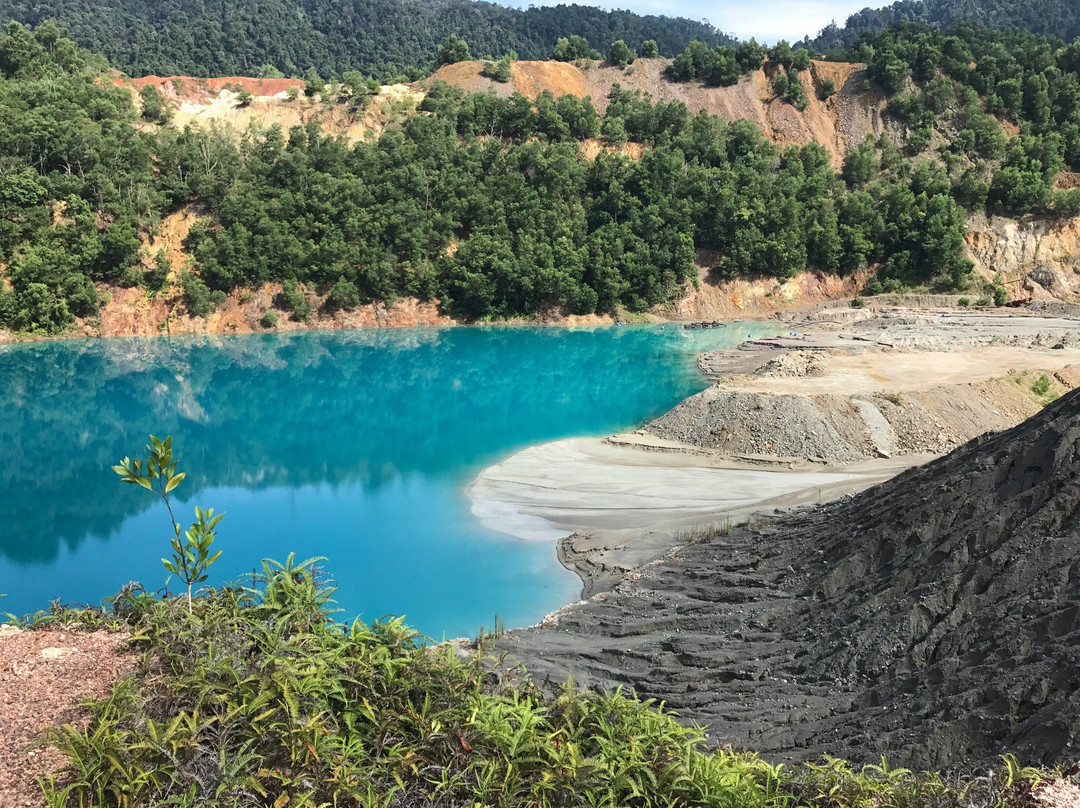 Blue Lake景点图片