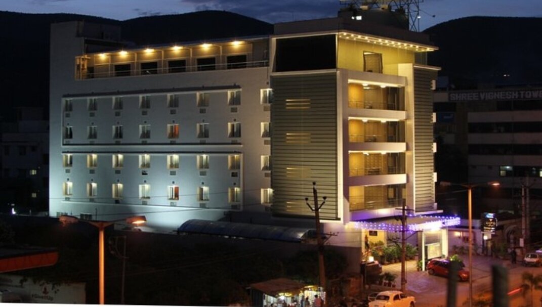 Renest Tirupati-官方
