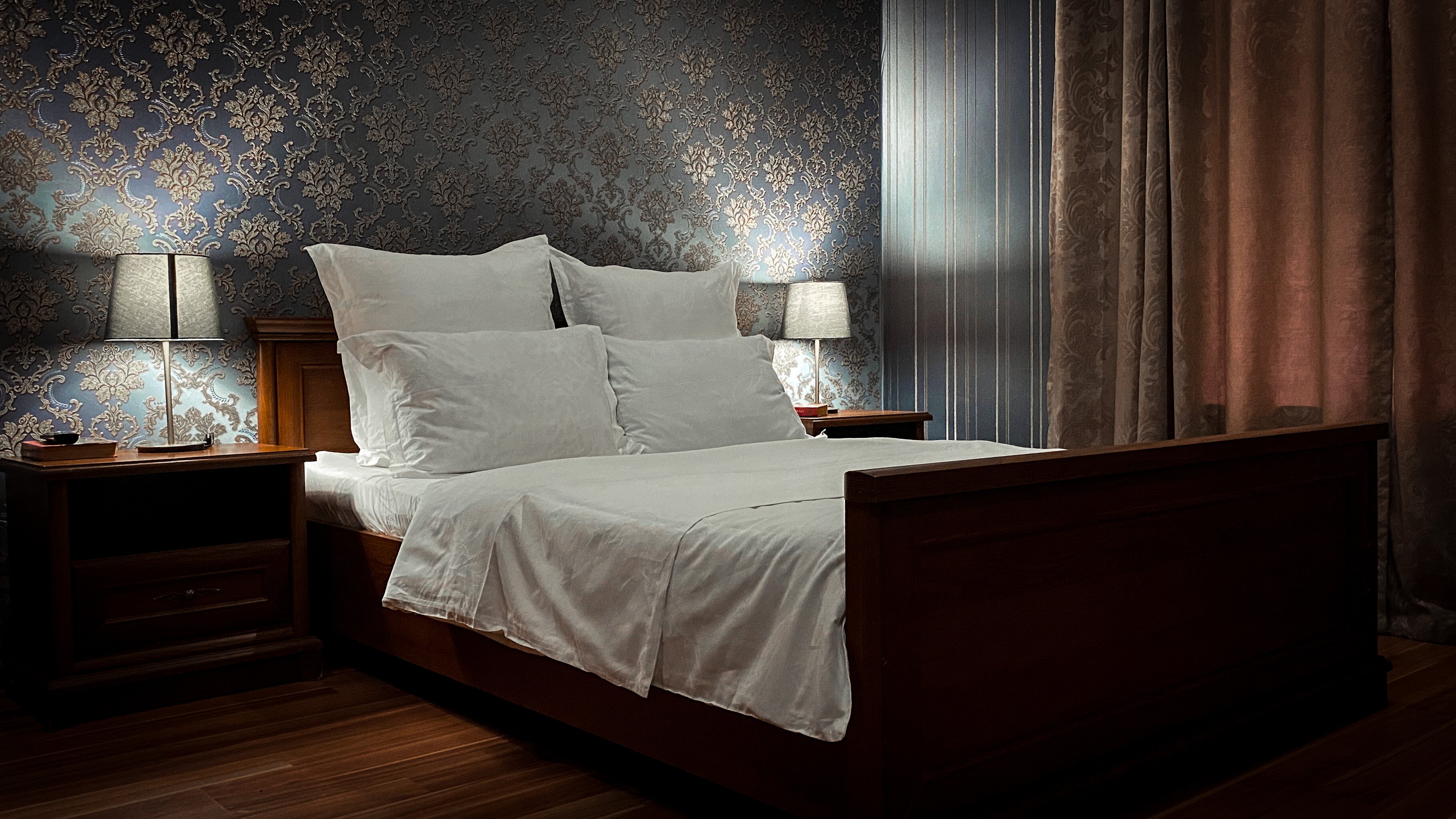 July Hotel-官方