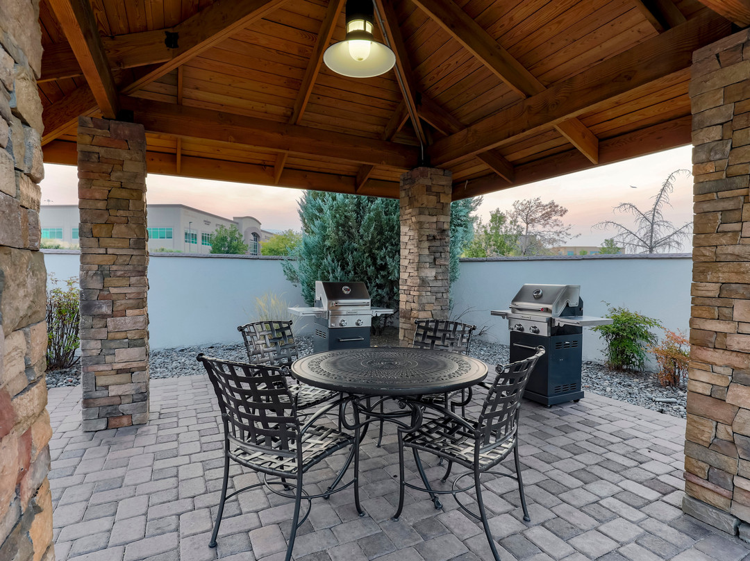 Staybridge Suites Reno By IHG主图