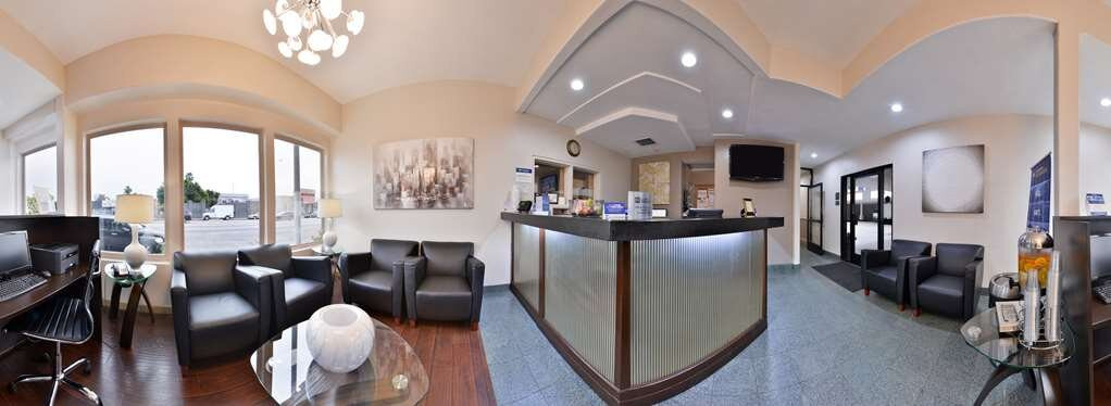 贝斯特韦斯特机场广场酒店主图