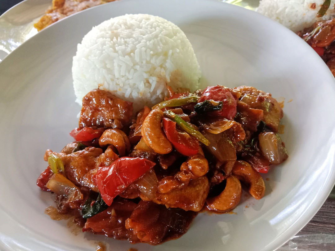 Victor Garden Restaurant