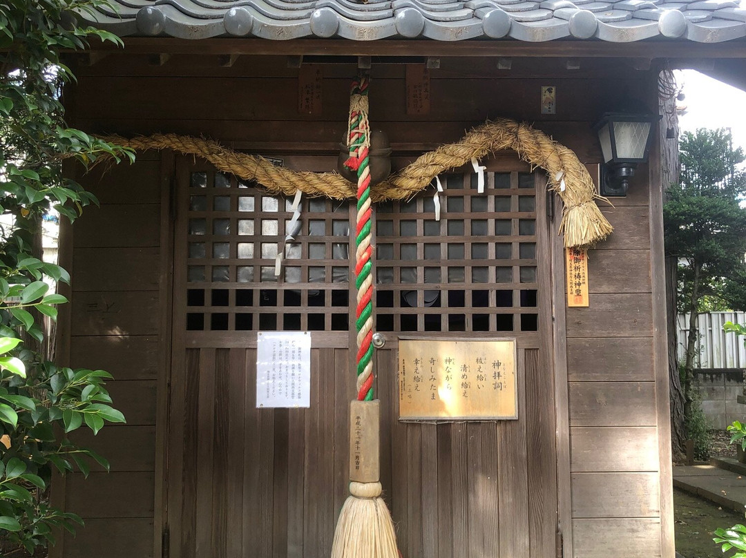 Higashiatago Shrine景点图片