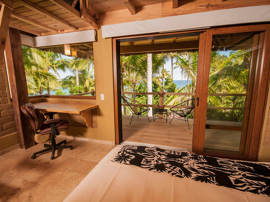 Punta Monterrey主图