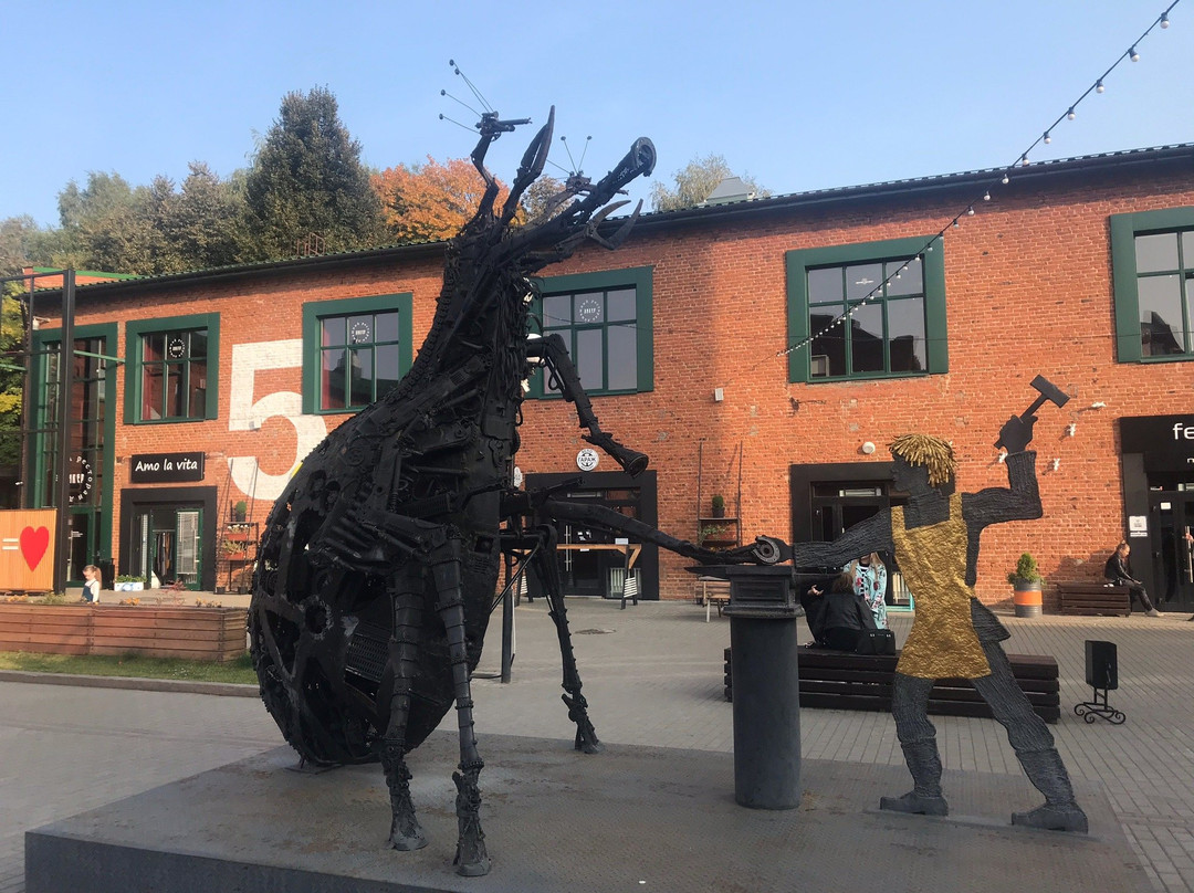 Sculpture Levsha Podkovyvayet Blokhu-图拉必去景点