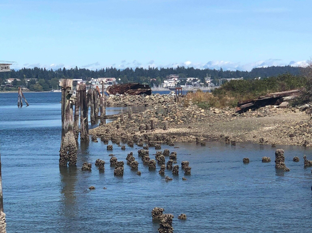 Royston Seaside Trail景点图片