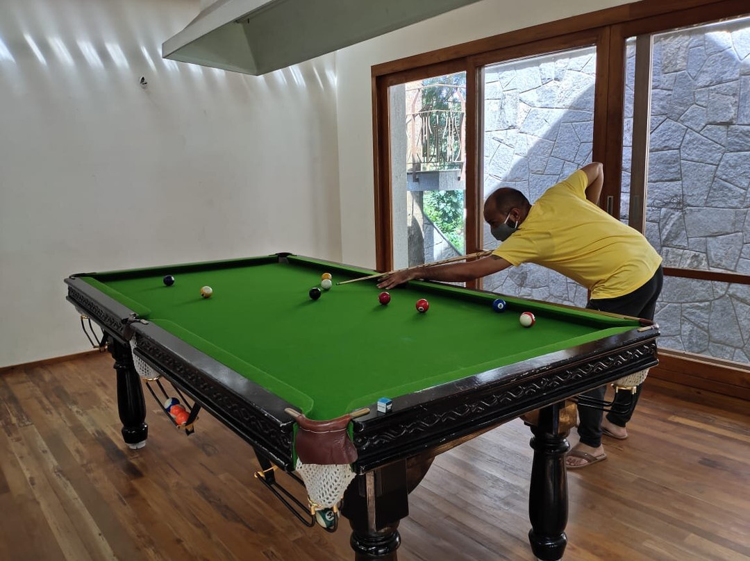 The Birchwood Retreat主图