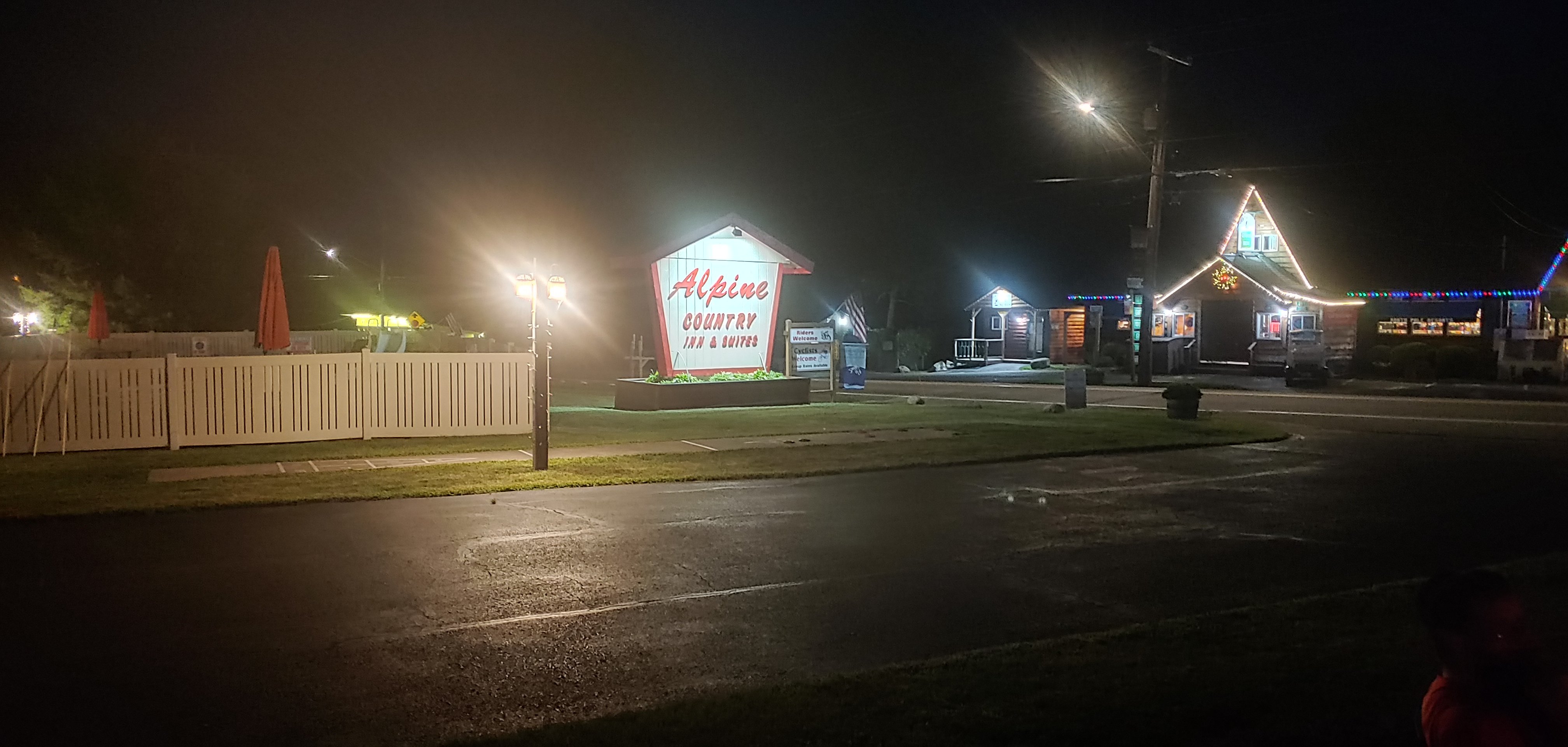 Alpine Country Inn & Suites-浴室