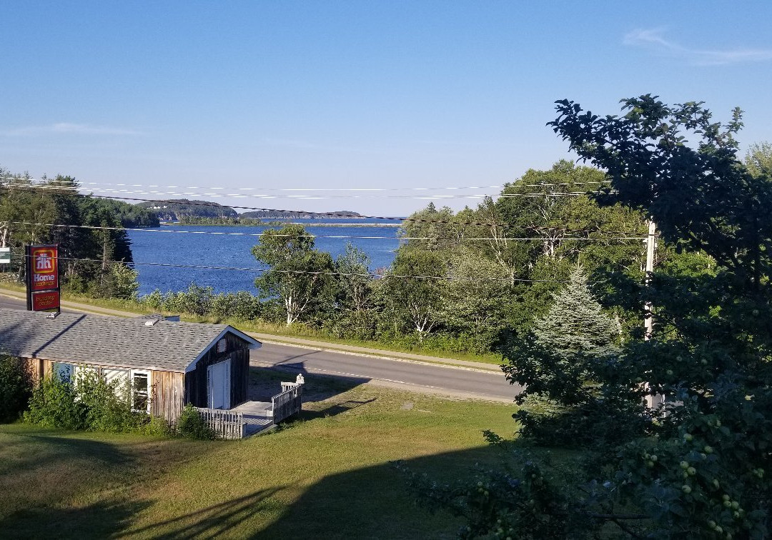 The Island Inn主图