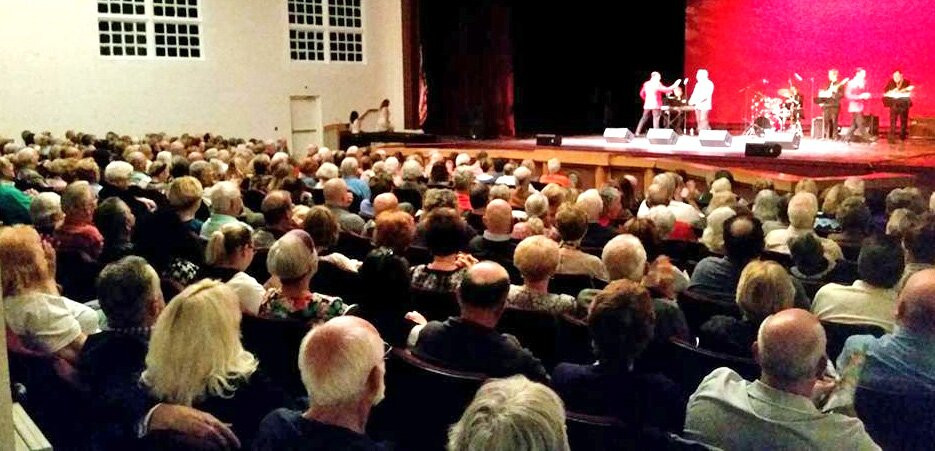 Tarpon Springs Performing Arts Center-塔彭斯普林斯必去景点