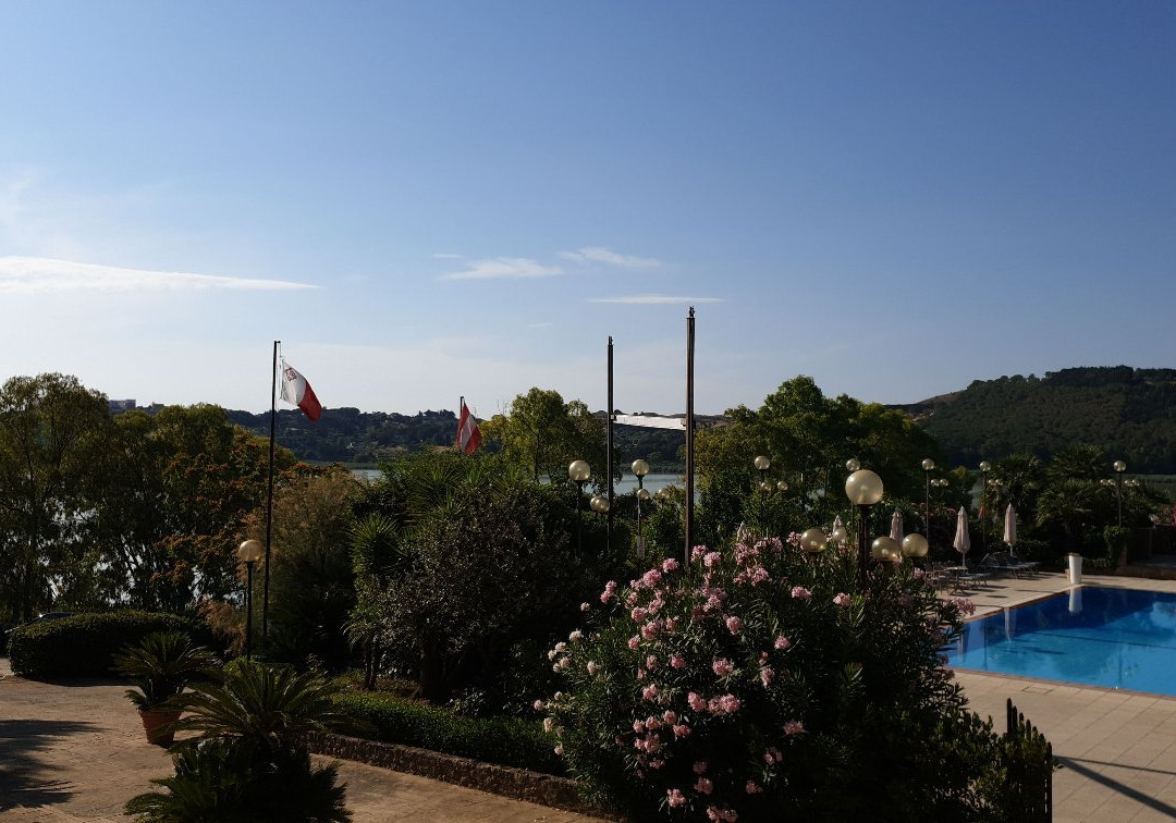 Riviera Hotel主图