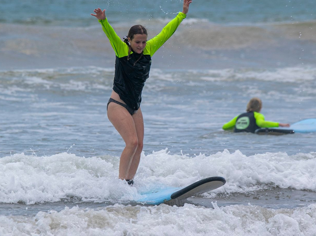 Ama Surf School-瓦勒迦玛必去景点
