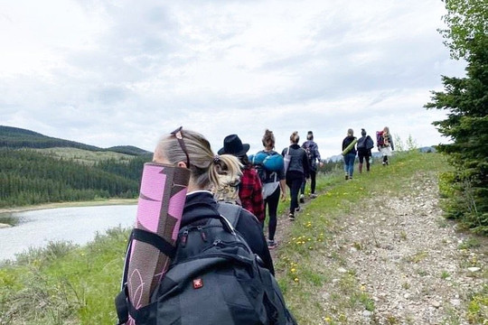 Ascend Mountain Yoga-卡尔加里必去景点