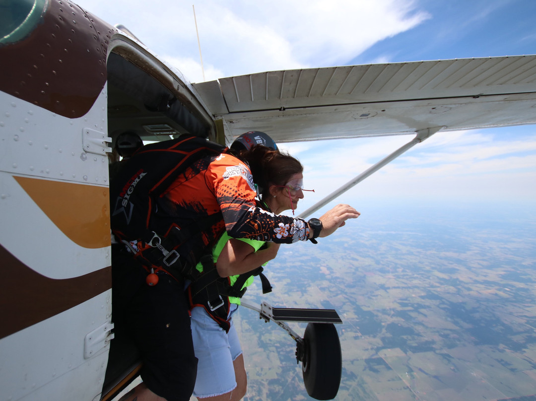 Oklahoma Skydiving Center景点图片